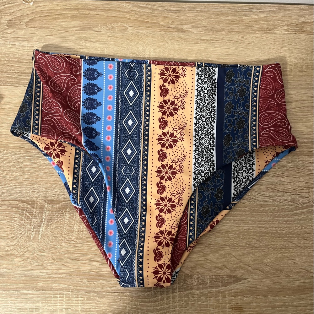 Bikini bottoms